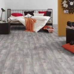 Krono Original Ashenwood Oak - Vario Supernatural 8mm Laminate Flooring (218066) -Real Wood Flooring Store ashenwood oak vario supernatural 8mm laminate flooring 218066 p84973 191991 image
