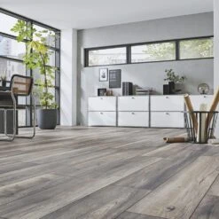 Kronotex Harbour Grey Oak - Robusto Villa 12mm Laminate Flooring (217737) -Real Wood Flooring Store harbour grey oak robusto villa 12mm laminate flooring 217737 p84819 191237 image