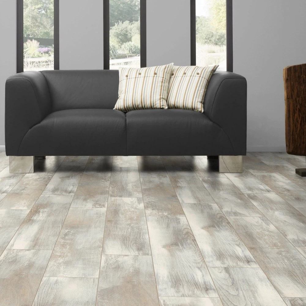 Kronotex Hella Oak - Amazone 10mm Laminate Flooring (160228) 3 Kronotex Hella Oak - Amazone 10mm Laminate Flooring (160228)