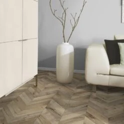 Kaindl Fortress Rochester Oak - Chevron Parquet 8mm Laminate Flooring (333483) -Real Wood Flooring Store kaindl fortress rochester oak chevron parquet 8mm laminate flooring 333483 p120325 243339 image