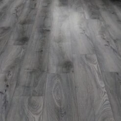 Krono Original Tomahawk Oak - Vario Supernatural 8mm Laminate Flooring (218065) -Real Wood Flooring Store tomahawk oak vario supernatural 8mm laminate flooring 218065 p84972 192041 image